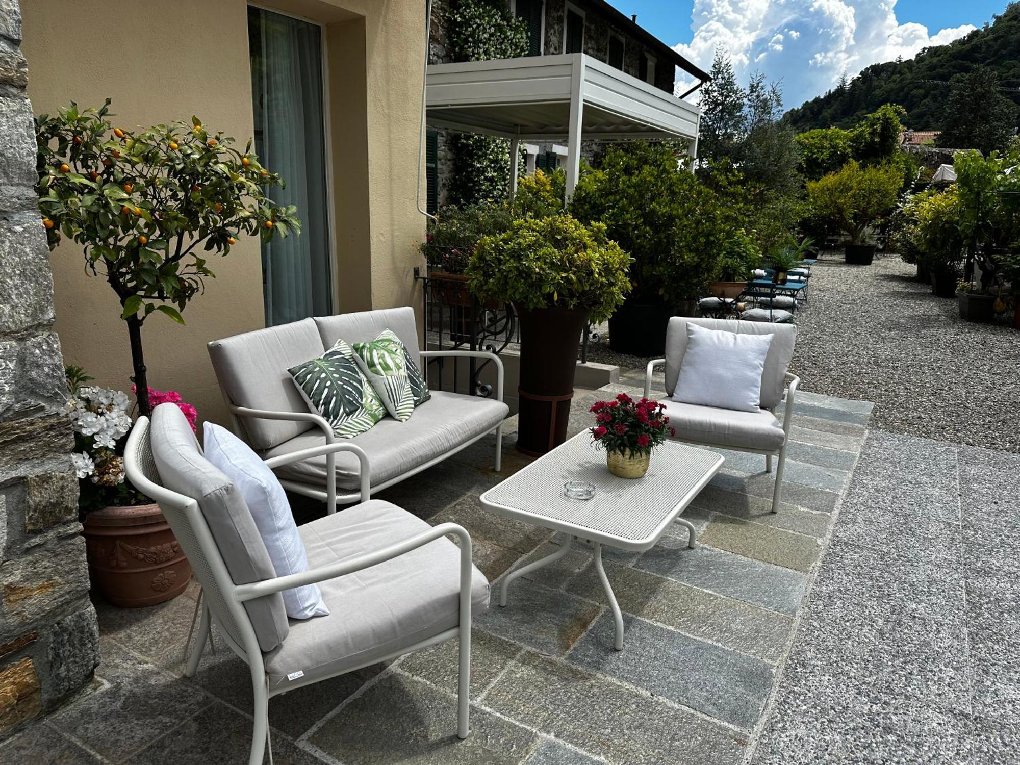 Hotel Antica Stallera Cannobio Exterior foto